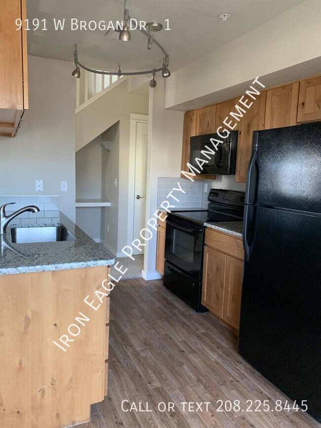 Building Photo - 9191 W Brogan Dr