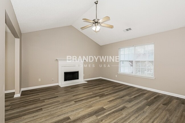 Building Photo - 125 Fairhaven Tr