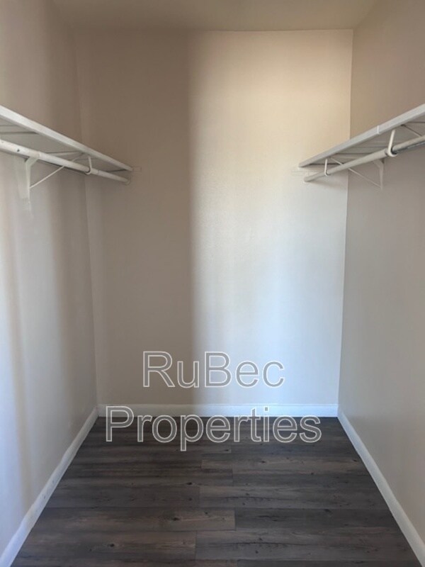 Building Photo - 332 Orchard Trace Ln