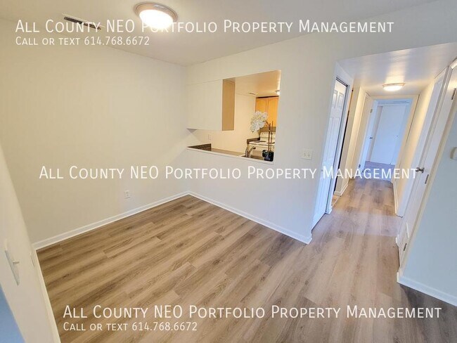 Building Photo - 2 Bedroom, 1 Bathroom Condo for Rent