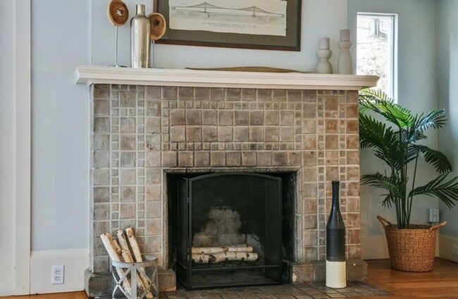 Foto del edificio - 850 Warfield Ave