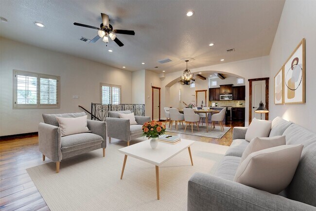 Photo - 1426 W 21st St House