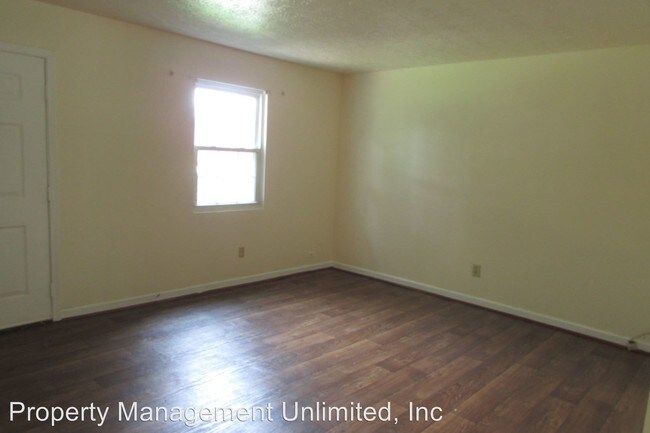 Foto del edificio - 2719 Greystone Pl