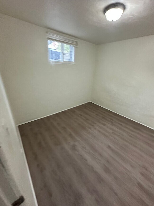 Foto del edificio - SW 1st Triplex