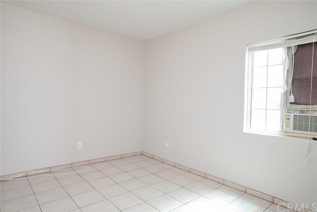 Building Photo - 6031 Stanton Ave