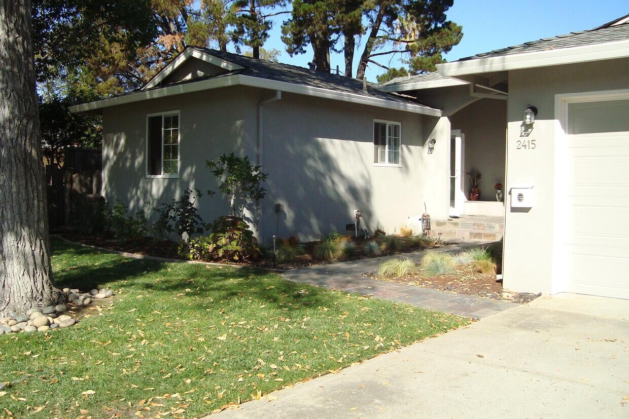 Primary Photo - 2415 Appley Way