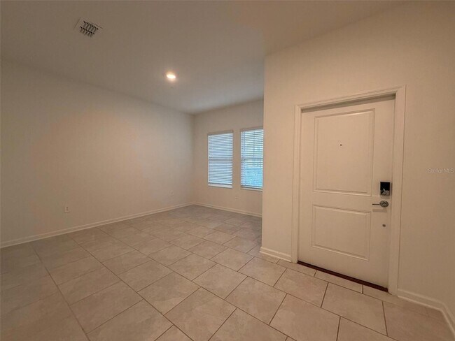 Foto del edificio - 2165 Sweet Honey Ln
