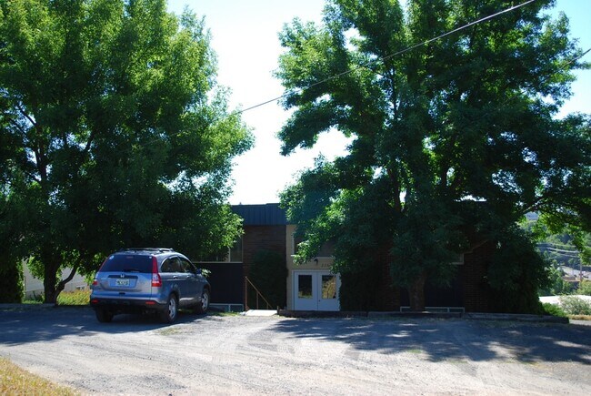 Foto del edificio - 225 NW Tingley St