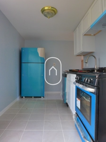 Building Photo - 29 Commonwealth Ter