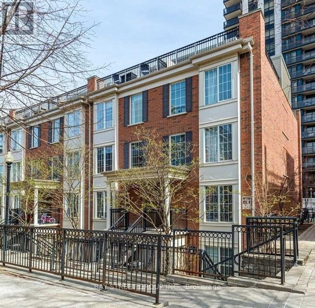 Building Photo - 5 Everson Dr