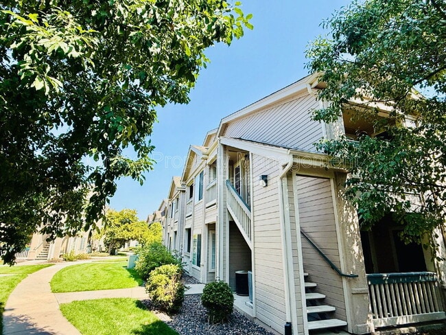 Building Photo - 1146 Opal St