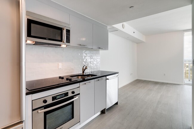 Building Photo - 50 Biscayne Blvd