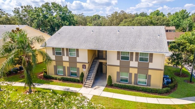 Building Photo - Dean Woods Place