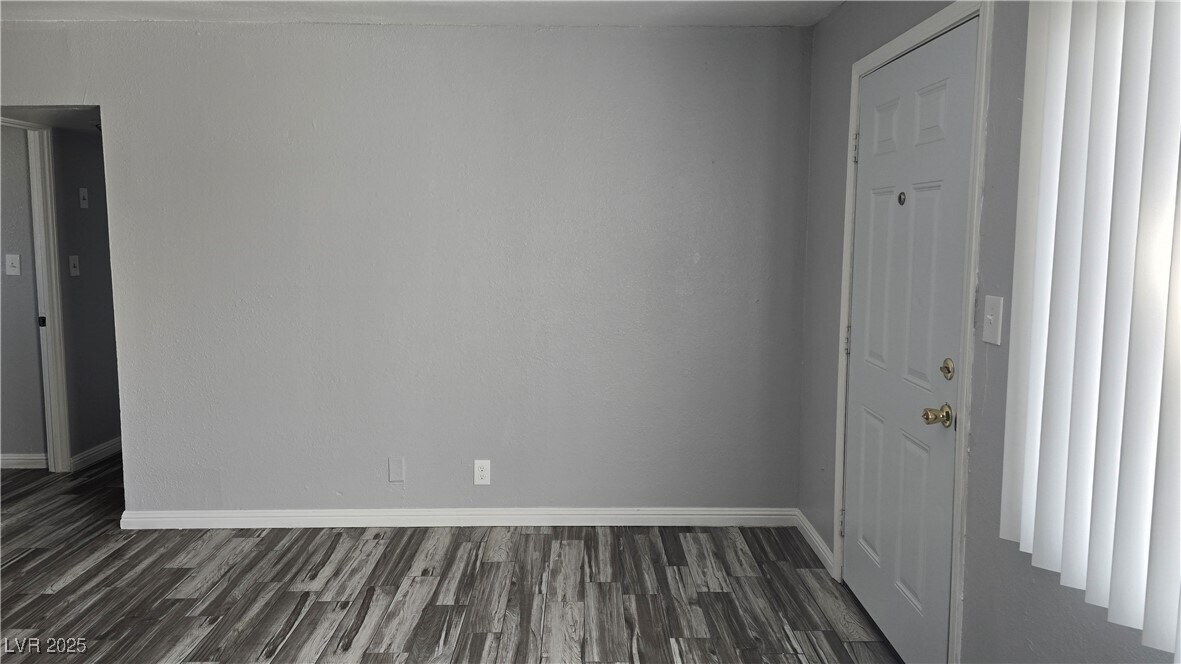 Foto principal - 2105 Sunrise Ave