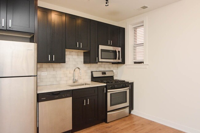Foto del edificio - 4631 N Leavitt