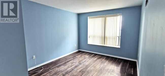 Photo du bâtiment - 3 Pemberton Ave