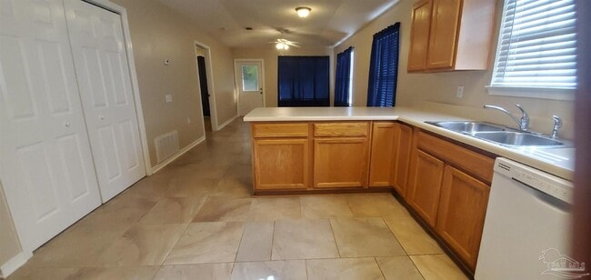 Foto del edificio - 2520 Trailwood Dr