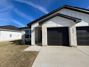 Building Photo - 912 Wax Myrtle Ct