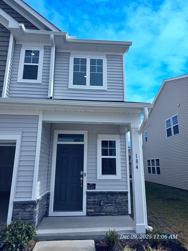 Foto del edificio - 184 N Finley Lndg Pkwy