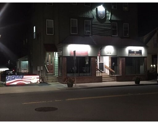 Foto del edificio - 121-123 N Main St