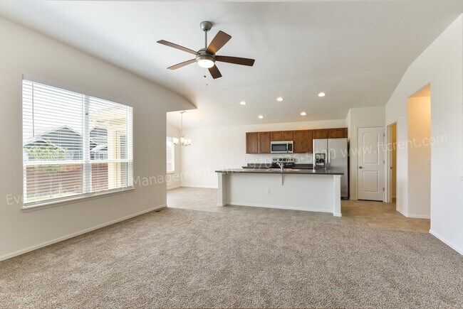 Foto del edificio - 1513 First Light Dr