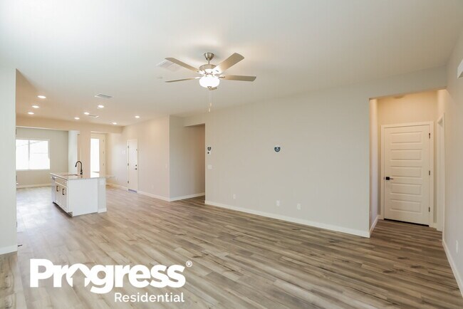 Building Photo - 11482 W Camden Dr