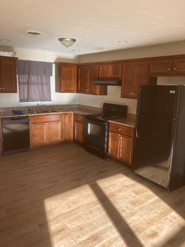 Building Photo - 1370 Aiken Rd