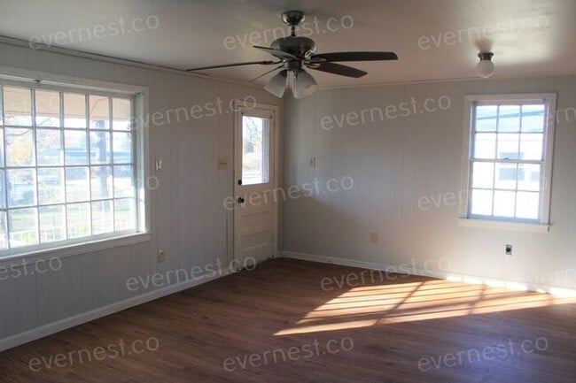 Building Photo - 1204 S Fillmore St