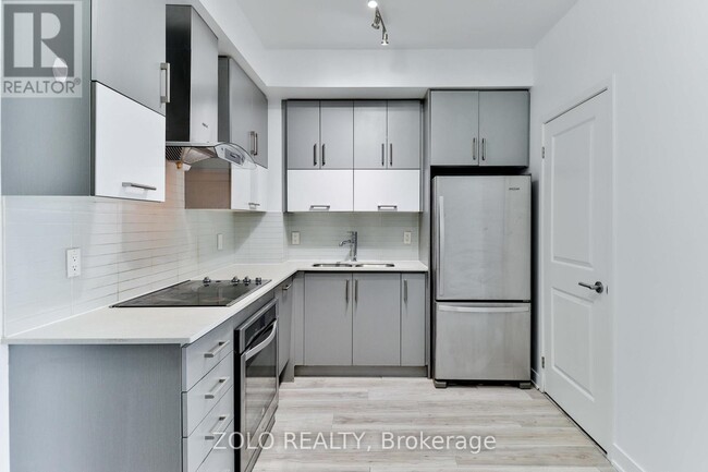 Building Photo - 195 Bonis Ave