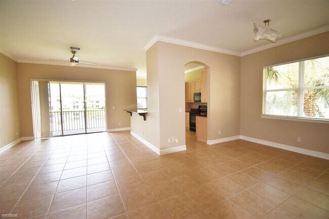 Building Photo - 2 br, 2 bath Townhome - 12040 Lucca Street...