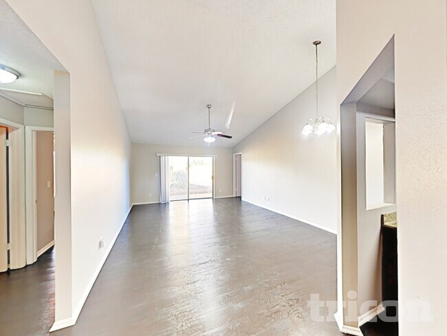 Building Photo - 217 Belfort Pl