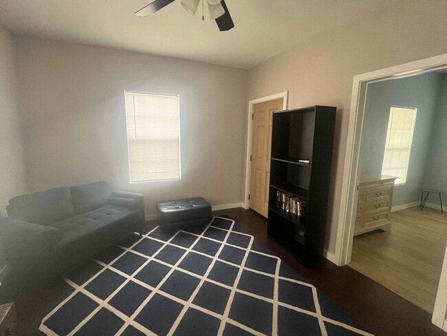 Building Photo - 3830 Bay Meadows Dr