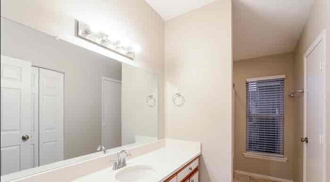 Building Photo - 11195 Galvin Dr