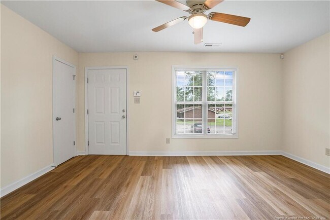 Building Photo - 278 Crabapple Cir