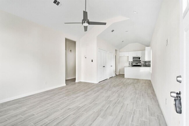 Foto del edificio - 841 Omeara-