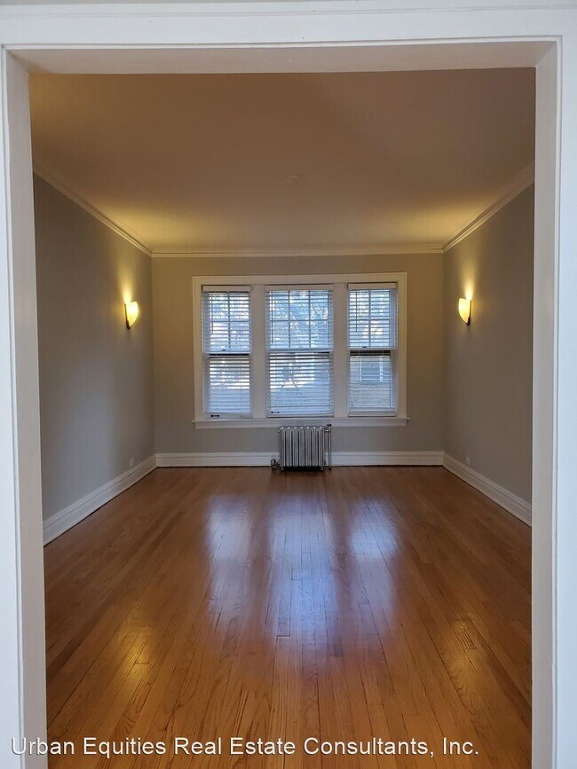 Foto del edificio - 1119 W Granville Ave