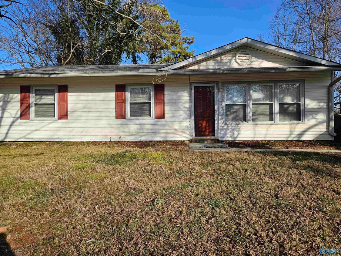 1709 Wakefield Dr NE, Huntsville, AL 35811 House Rental in Huntsville