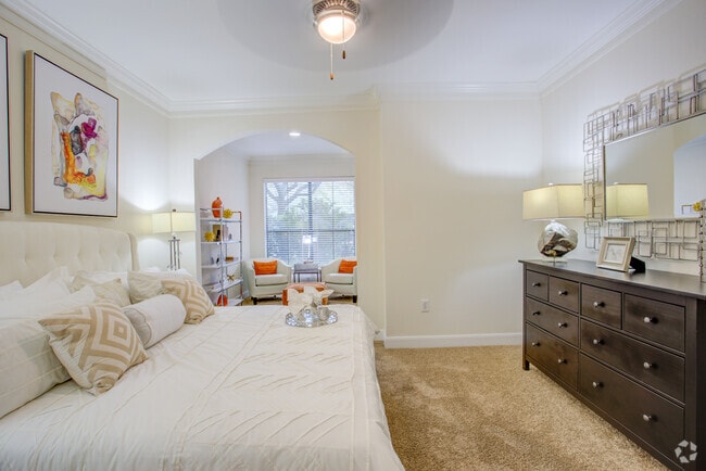 Master Bedroom - Village at West University