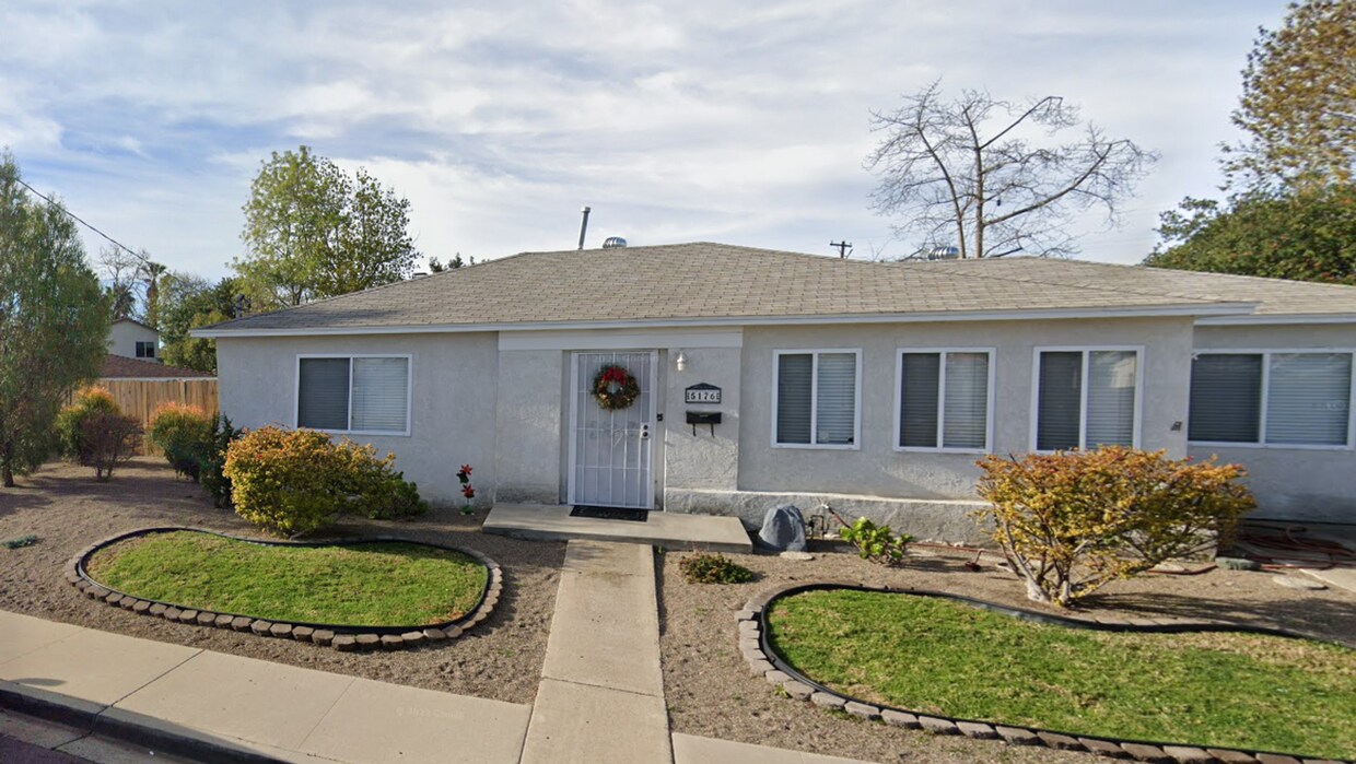 Foto principal - Large 7 room house on Ewing St