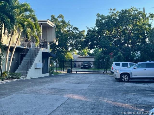 Foto del edificio - 9751 Wayne Ave