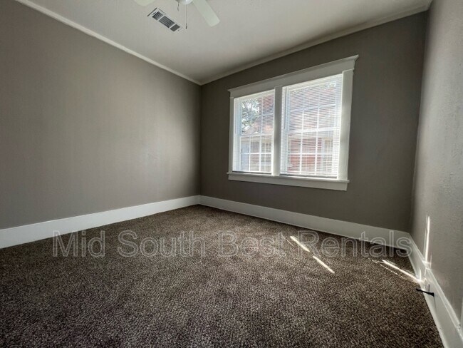 Foto del edificio - 754 Spring St