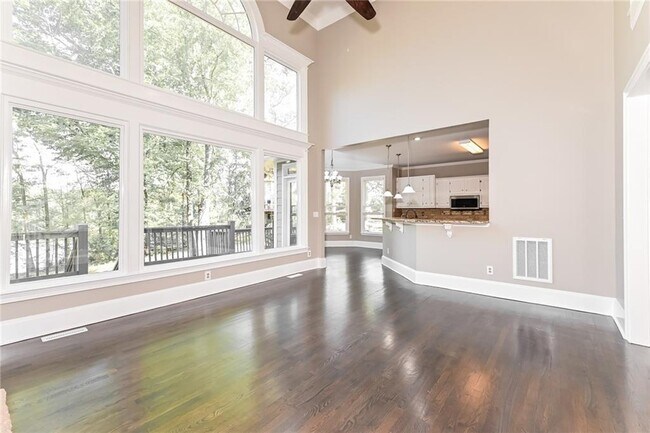 Foto del edificio - 1133 Hopedale Ln