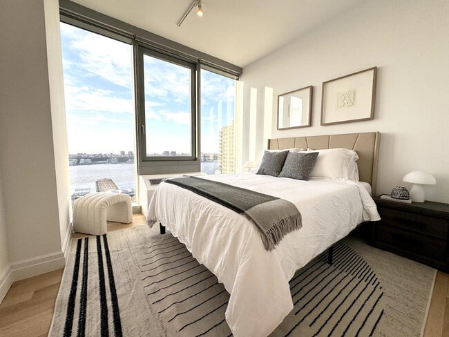 Foto del edificio - 1745 Broadway