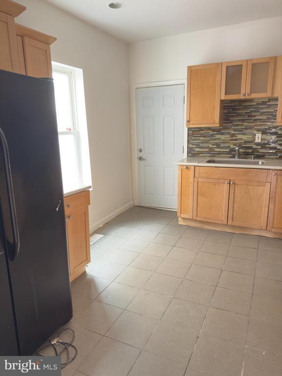 Foto del edificio - 4503 Parrish St
