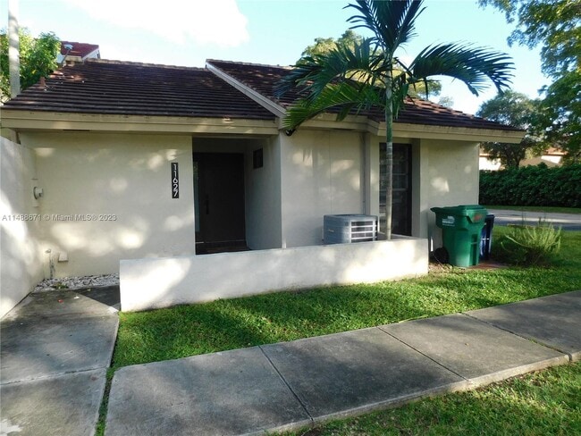 Building Photo - 11627 SW 90th St