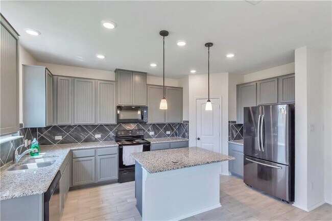 Foto del edificio - 17319 Treehorn Ranch Rd
