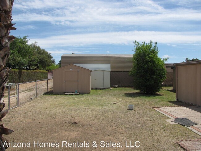 Foto del edificio - 3 br, 2 bath House - 4357 S Evergreen Ave