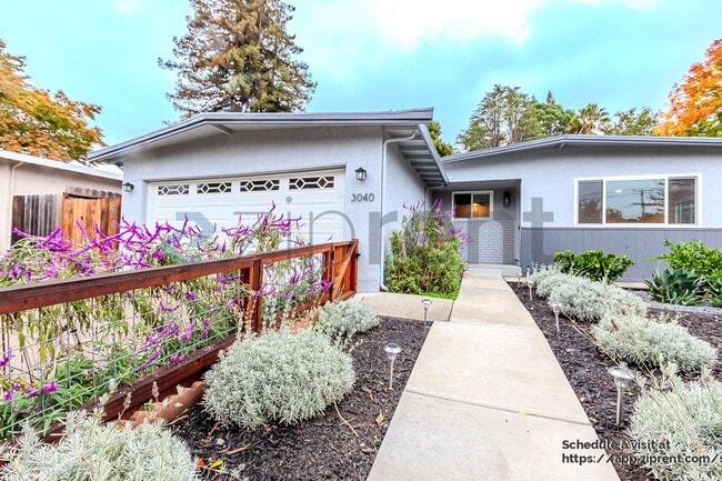 Building Photo - 3040 Blane Way