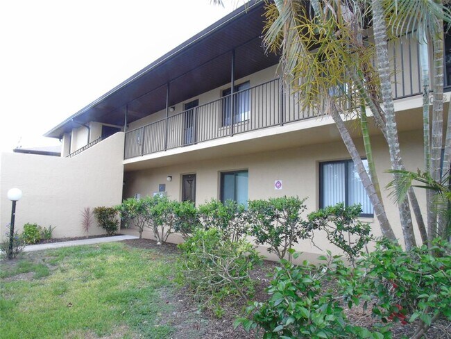 Foto del edificio - 4008 Oakview Dr
