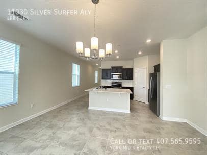 Building Photo - 11030 Silver Surfer Alley